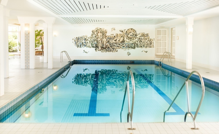 Imagen de la piscina del Hotel Berghotel Hoher Knochen. Foto 15