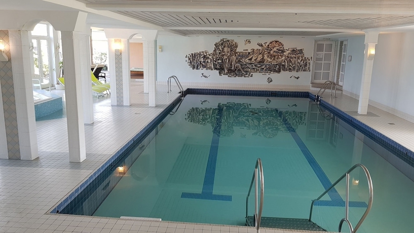 Imagen de la piscina del Hotel Berghotel Hoher Knochen. Foto 17