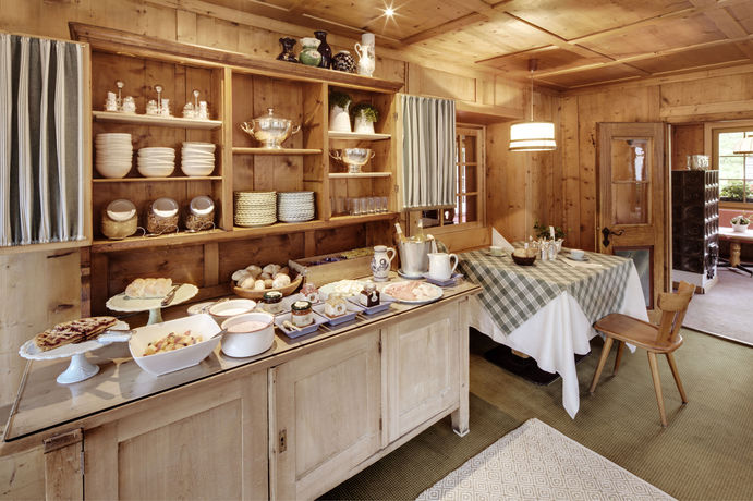 Imagen de la habitación del Hotel Berghotel Ladinia. Foto 9