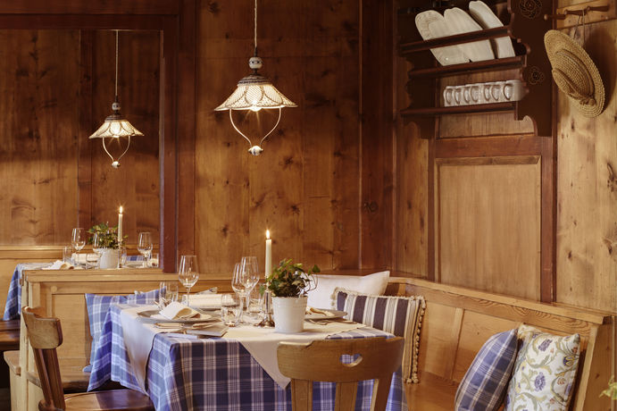 Imagen de la habitación del Hotel Berghotel Ladinia. Foto 13