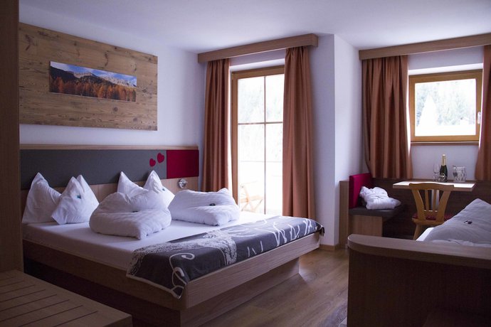 Imagen de la habitación del Hotel Berghotel Miramonti. Foto 5