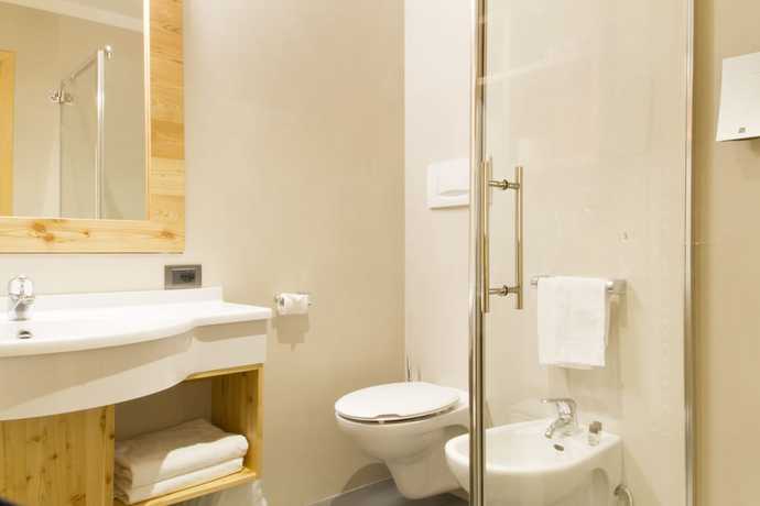 Imagen de la habitación del Hotel Berghotel Miramonti. Foto 12