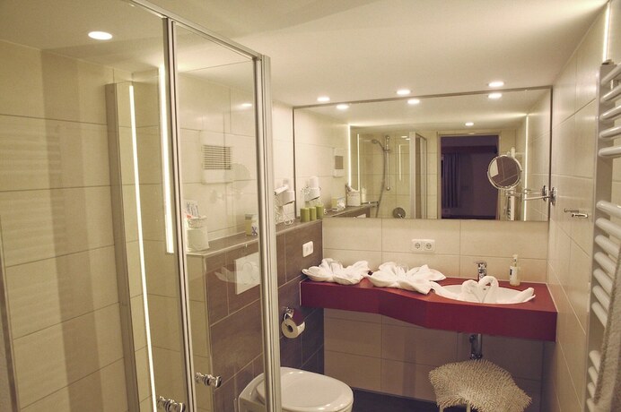 Imagen de la habitación del Hotel Berghotel M&uuml;hle. Foto 15