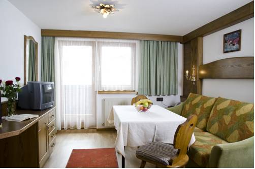 Imagen de la habitación del Hotel Berghotel Rasis. Foto 10