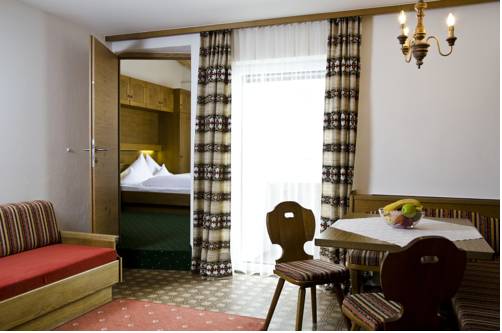 Imagen de la habitación del Hotel Berghotel Rasis. Foto 12