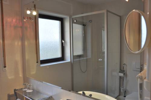 Imagen de la habitación del Hotel Berghotel Rheinblick. Foto 9