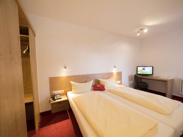 Imagen de la habitación del Hotel Berghotel Tirol. Foto 11