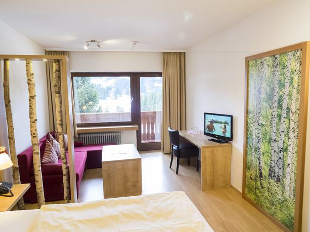 Imagen de la habitación del Hotel Berghotel Tirol. Foto 12