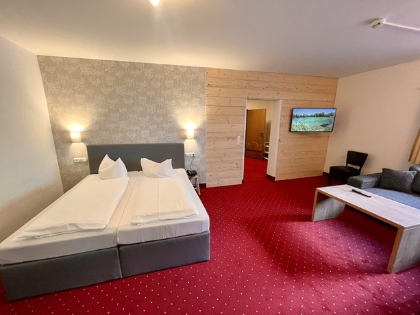 Imagen de la habitación del Hotel Berghotel Tirol. Foto 16