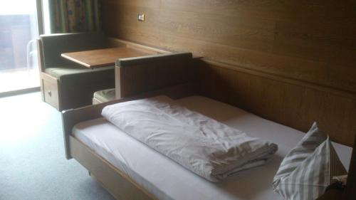 Imagen de la habitación del Hotel Berghotel Tyrol. Foto 7
