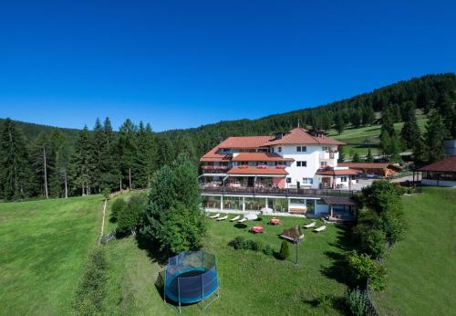 Imagen general del Hotel Berghotel Zum Zirm. Foto 4