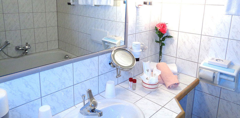 Imagen de la habitación del Hotel Bergidyll and Trofana. Foto 15