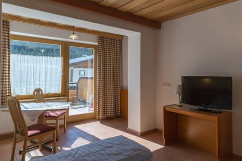 Imagen general del Hotel Bergland, Arnbach. Foto 1
