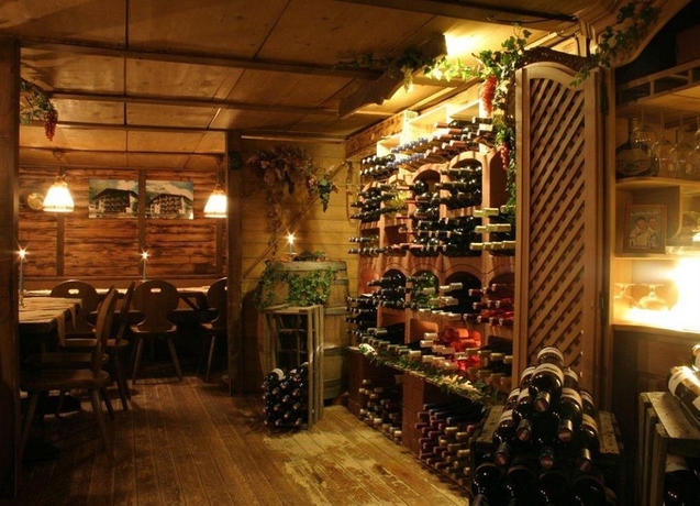 Imagen de los interiores del Hotel Bergland. Foto 10