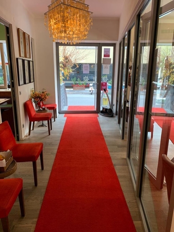 Imagen de los interiores del Hotel Bergland. Foto 16