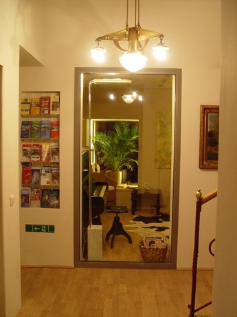 Imagen de los interiores del Hotel Bergland. Foto 18