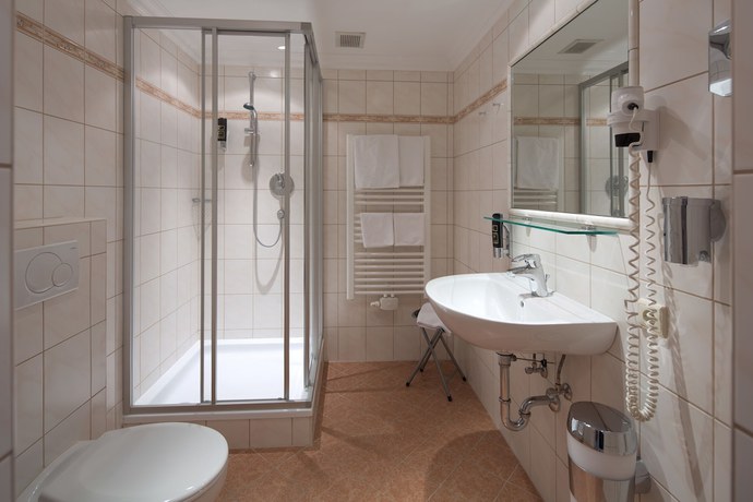 Imagen de la habitación del Hotel Bergland, PERTISAU. Foto 8