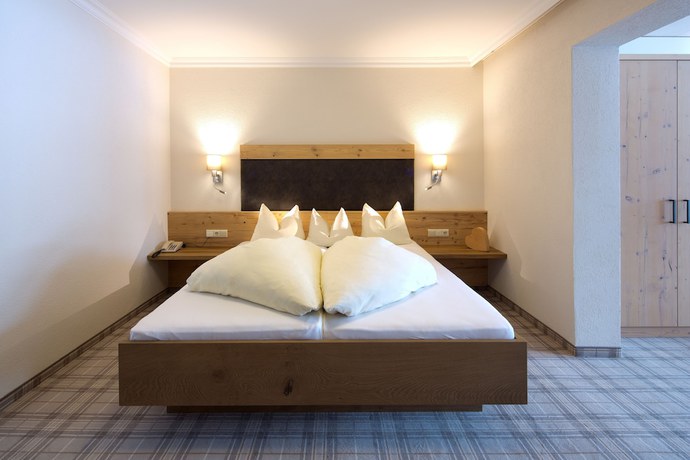 Imagen de la habitación del Hotel Bergland, PERTISAU. Foto 10