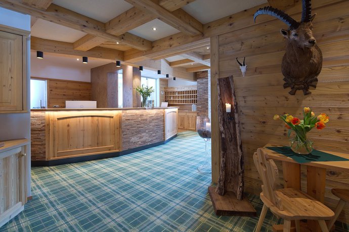 Imagen de los interiores del Hotel Bergland, PERTISAU. Foto 20