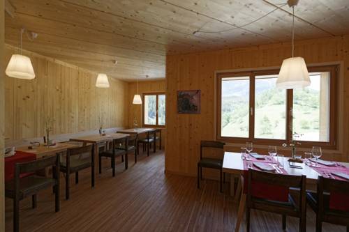 Imagen de la habitación del Hotel BerglandHof Ernen. Foto 9