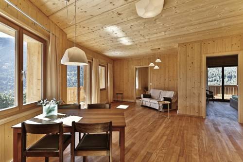Imagen de la habitación del Hotel BerglandHof Ernen. Foto 11