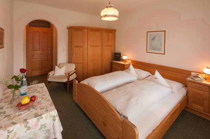 Imagen de la habitación del Hotel Berglandhotel Untertheimerhof. Foto 7
