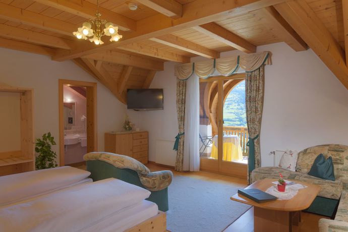 Imagen de la habitación del Hotel Berglandhotel Untertheimerhof. Foto 16