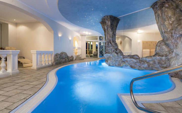 Imagen de la piscina del Hotel Bergschl&ouml;ssl. Foto 20