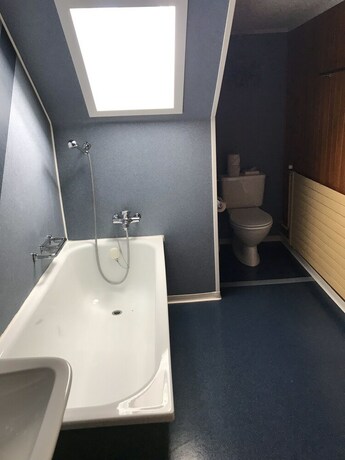 Imagen de la habitación del Hotel Bergsonne Rigi. Foto 14