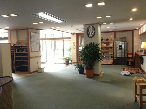Imagen de los interiores del Hotel Bergtour Marukita. Foto 32