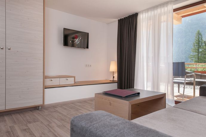 Imagen de los exteriores del Hotel Bergwelt, Langenfeld. Foto 11