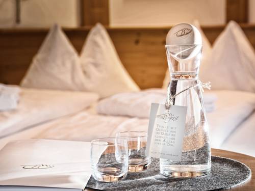Imagen de la habitación del Hotel Bergzeit. Foto 9