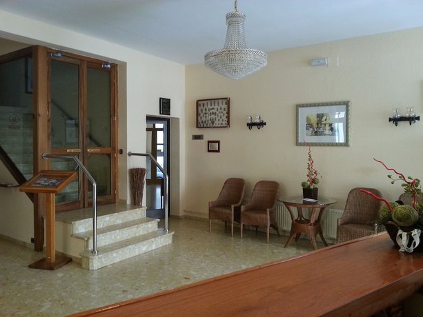 Imagen de los interiores del Hotel Beri. Foto 19