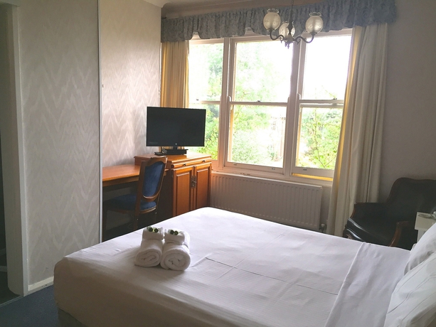 Imagen de la habitación del Hotel Berida. Foto 7