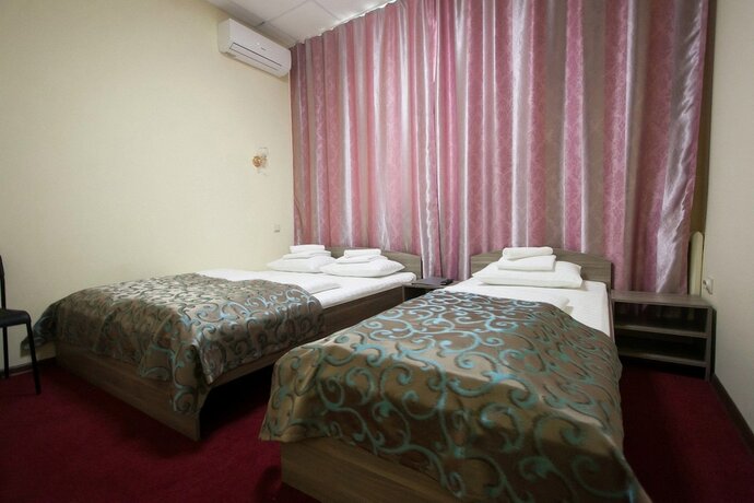Imagen de la habitación del Hotel Berison Kamala. Foto 18