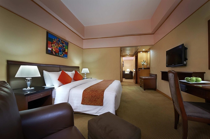 Imagen de la habitación del Hotel Berjaya Makati. Foto 10