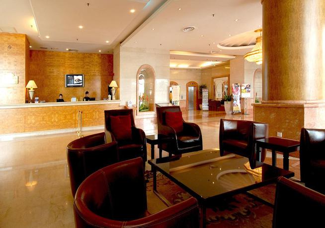 Imagen de los interiores del Hotel Berjaya Waterfront. Foto 9