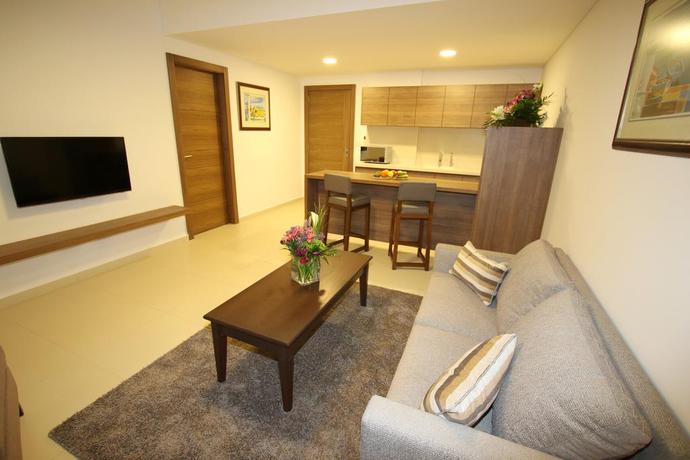 Imagen de la habitación del Hotel Berkeley, Beirut. Foto 6