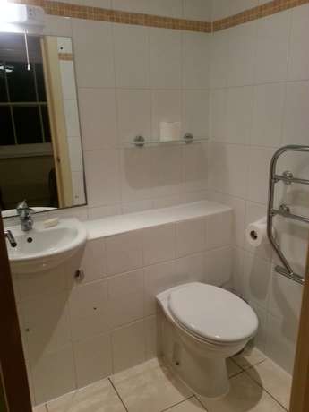 Imagen de la habitación del Hotel Berkeley Court. Foto 13