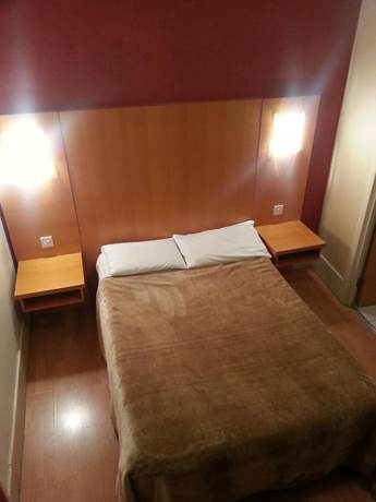 Imagen de la habitación del Hotel Berkeley Court. Foto 18