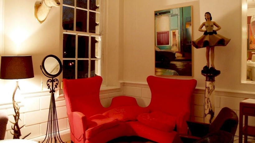Imagen de los interiores del Hotel Berkeley Suites. Foto 14