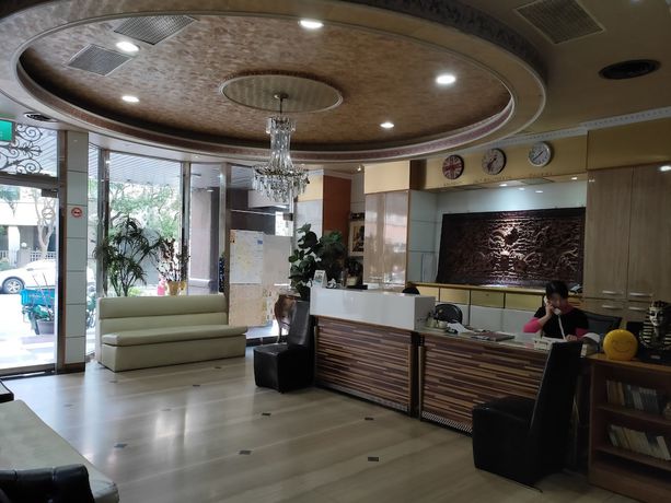 Imagen de los interiores del Hotel Berkeleys. Foto 17