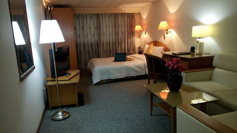 Imagen de la habitación del Hotel Berkeleys. Foto 13