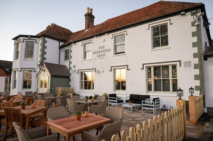 Imagen general del Hotel Berkshire Arms By Greene King Inns. Foto 6