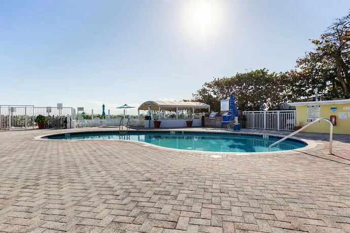 Imagen general del Hotel Berkshire on the Ocean. Foto 6