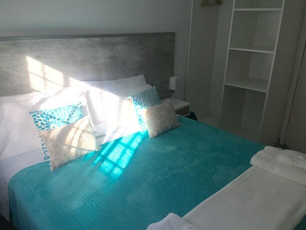 Imagen de la habitación del Hotel Berlin, Pinamar. Foto 7