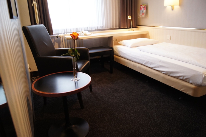 Imagen de la habitación del Hotel Berlin Plaza am Kurf&uuml;rstendamm. Foto 5