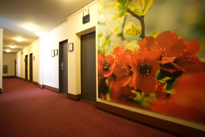 Imagen de los interiores del Hotel Berlin Plaza am Kurf&uuml;rstendamm. Foto 15