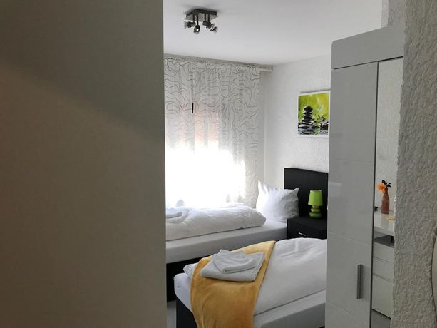 Imagen de la habitación del Hotel Berlin, Schwetzingen. Foto 5