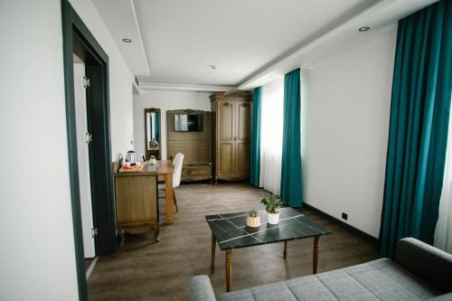 Imagen de la habitación del Hotel Berlin Suite Trabzon. Foto 18